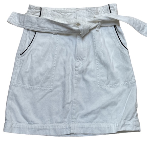 Rag & Bone Denim High Waisted White Denim Belted Mini Skirt With Contrast Piping - Picture 3 of 11